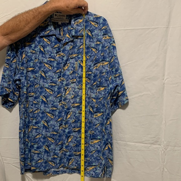 Men’s Columbia, Blue medium, SS button front shirt, preowned very good condition - Picture 11 of 13
